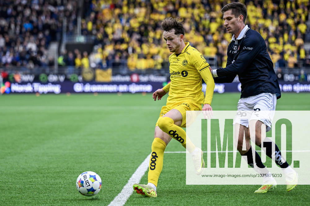 Eliteserien in football 2026 Viking Bodo Glimt Stavanger 20260411 Bodo Glimts Hakon Evjen and Vikings Kristoffer Haugen during the elite football match between Viking and Bodo Glimt at Lyse Arena in Stavanger Photo Carina Johansen NTB Stavanger Norway RESTRICTED USE FOR BETTING COMPANIES