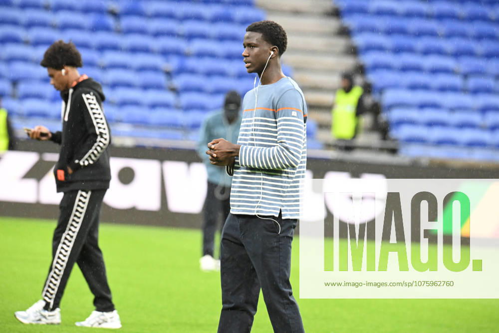 Football : Olympique Lyonnais v Lorient - French ligue 1- 12 04 2026 Players of Lorient before the French ligue 1 match between Olympique Lyonnais and Lorient at Groupama Stadium Decines Charpieu Lyon on April 12, 2026 , France LYONFrance
