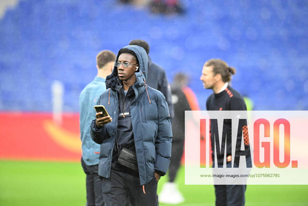 Football : Olympique Lyonnais v Lorient - French ligue 1- 12 04 2026 Players of Lorient before the French ligue 1 match between Olympique Lyonnais and Lorient at Groupama Stadium Decines Charpieu Lyon on April 12, 2026 , France LYONFrance