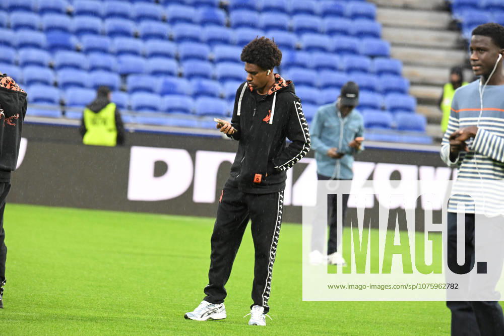 Football : Olympique Lyonnais v Lorient - French ligue 1- 12 04 2026 Players of Lorient before the French ligue 1 match between Olympique Lyonnais and Lorient at Groupama Stadium Decines Charpieu Lyon on April 12, 2026 , France LYONFrance