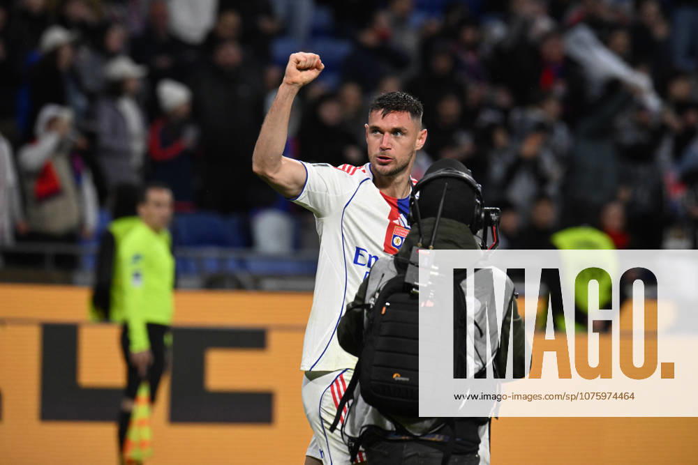Football : Olympique Lyonnais v Lorient - French ligue 1- 12 04 2026 YAREMCHUK Roman of Lyon scoring goal during the French ligue 1 match between Olympique Lyonnais and Lorient at Groupama Stadium Decines Charpieu Lyon on April 12, 2026 , France LYONFrance