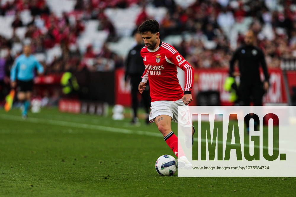 RAFA SILVA of Lisboa Benfica seen in action during the Liga Portugal Betclic 2025 26 match between SL Benfica and CD Nacional at Estadio da Luz. Soccer 2026: Benfica 2:0 Nacional - ZUMA 20260412_mda_a269_776