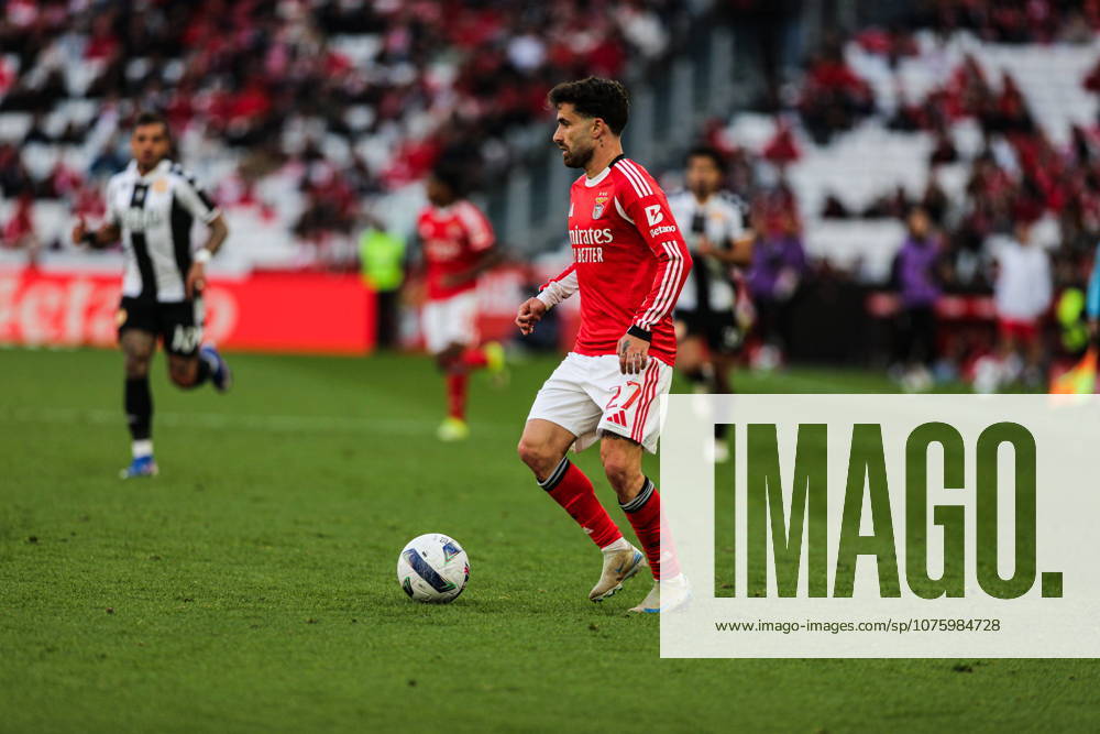 RAFA SILVA of Lisboa Benfica seen in action during the Liga Portugal Betclic 2025 26 match between SL Benfica and CD Nacional at Estadio da Luz. Soccer 2026: Benfica 2:0 Nacional - ZUMA 20260412_mda_a269_777