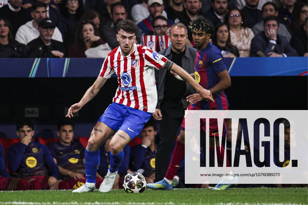 UEFA Champions League quarterfinal second leg soccer match Atletico Madrid vs FC Barcelona, Barca at Riyadh Air Metropolitano stadium in Madrid, Spain. 14 April 2026 Ruggeri and Lamine Yamal 900 Cordon Press 900 CordonxPress LOF - Champions League Atletico Madrid vs FC Barcelona