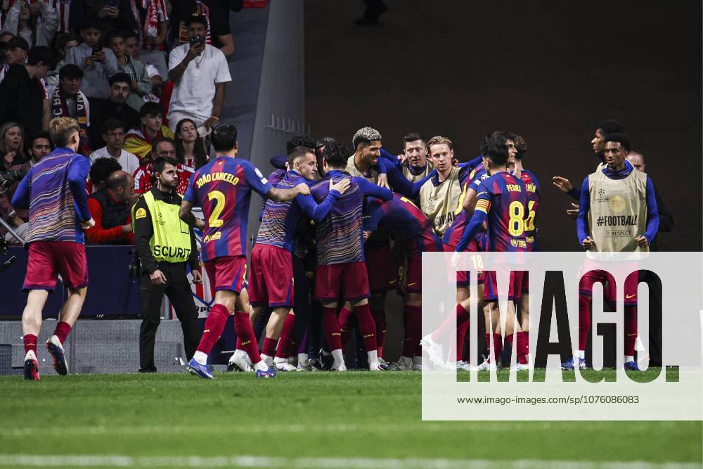 UEFA Champions League quarterfinal second leg soccer match Atletico Madrid vs FC Barcelona, Barca at Riyadh Air Metropolitano stadium in Madrid, Spain. 14 April 2026 FC Barcelona players 900 Cordon Press 900 CordonxPress LOF - Champions League Atletico Madrid vs FC Barcelona