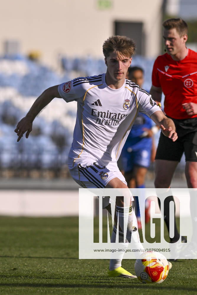 CESAR PALACIOS of Real Madrid Castilla CF in action during the Primera Federacio³n Group 1 soccer match between Real Madrid Castilla and Ourense CF, played at the Alfredo Di Stefano Stadium on April 14, 2026, in Valdebebas, Madrid, Spain. Madrid Spain - ZUMAc312 20260414_zsp_c312_217