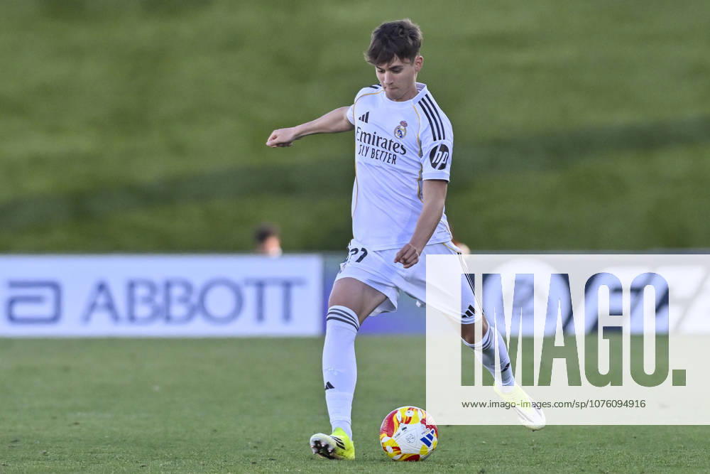 DIEGO AGUADO of Real Madrid Castilla CF pases the ball during the Primera FederacioÂ³n Group 1 soccer match between Real Madrid Castilla and Ourense CF, played at the Alfredo Di Stefano Stadium on April 14, 2026, in Valdebebas, Madrid, Spain. Madrid Spain - ZUMAc312 20260414_zsp_c312_218