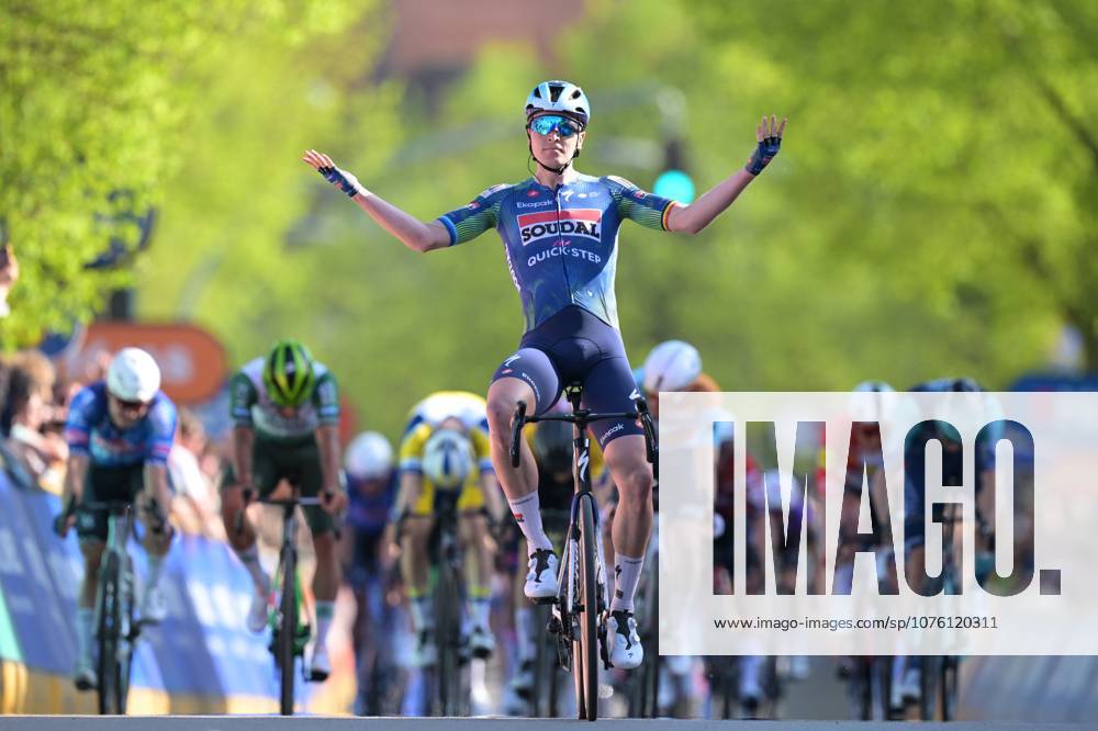 Belgian Tim Merlier of Soudal Quick-Step celebrates after winning the Ronde Van Limburg one day cycling race, from Hasselt to Tongeren-Borgloon (178,4 km) on Wednesday 15 April 2026. DAVIDxPINTENS x170895500x