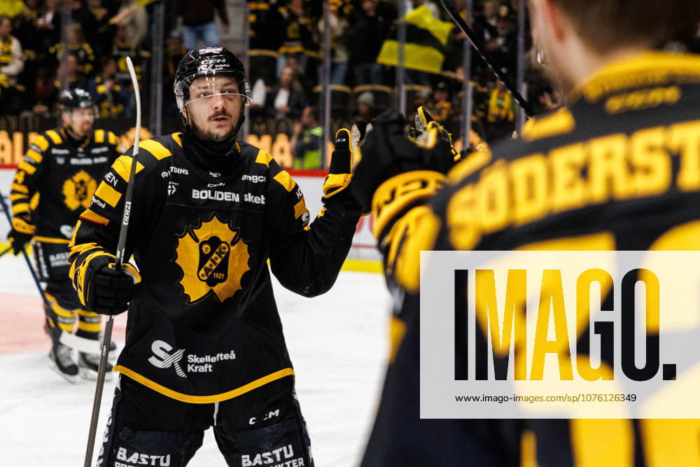 Skellefteas Oliver Okuliar celebrates after 2 0 during the SHL semifinal five between Skelleftea and Lulea on April 15, 2026 in Skelleftea