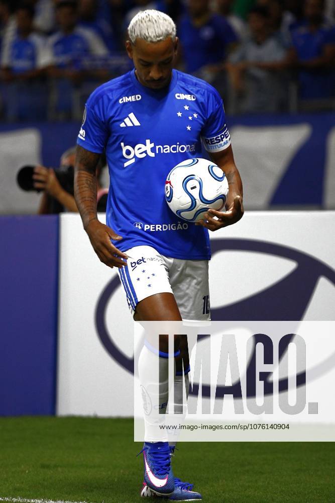 Match between Cruzeiro (Brazil) x Universidad Catolica (Chile) Belo Horizonte (MG), 04 15 2026 - Football Cruzeiro (BRA) x Universidad Catolica (CHI) - Matheus Pereira during the match between Cruzeiro and Universidad Catolica, valid for round 2 of the group stage (group D) of the Libertadores 2026, held at Mineirao (Minas Arena), this Wednesday (15) at 7:00 pm (Brasilia time). Minas Gerais Brasil