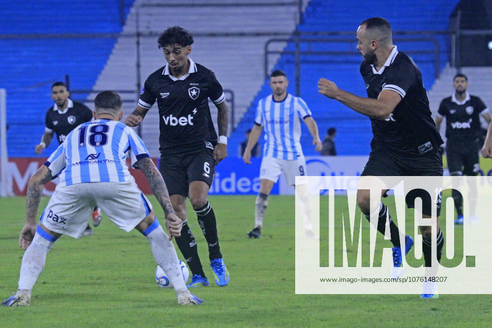 15th April 2026; Presidente Peron Stadium, Buenos Aires, Argentina; Copa Sudamericana Football Racing versus Botafogo; Franco Pardo of Racing battles for possession with Cristian Medina of Botafogo PoolxPelaezxBurga DiaEsportivo