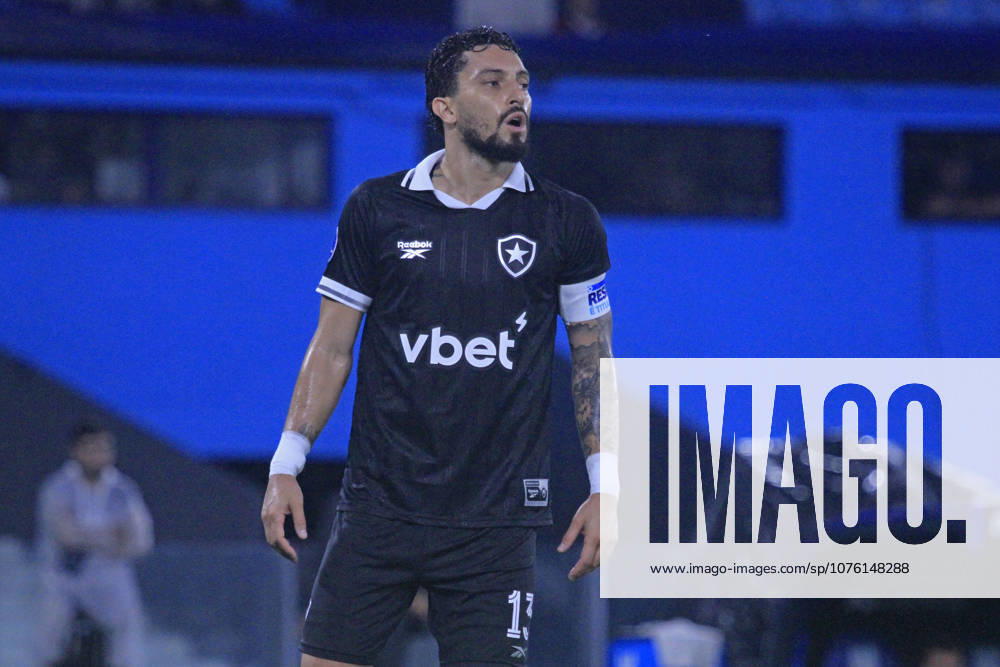 15th April 2026; Presidente Peron Stadium, Buenos Aires, Argentina; Copa Sudamericana Football Racing versus Botafogo; Alex Telles of Botafogo PoolxPelaezxBurga DiaEsportivo