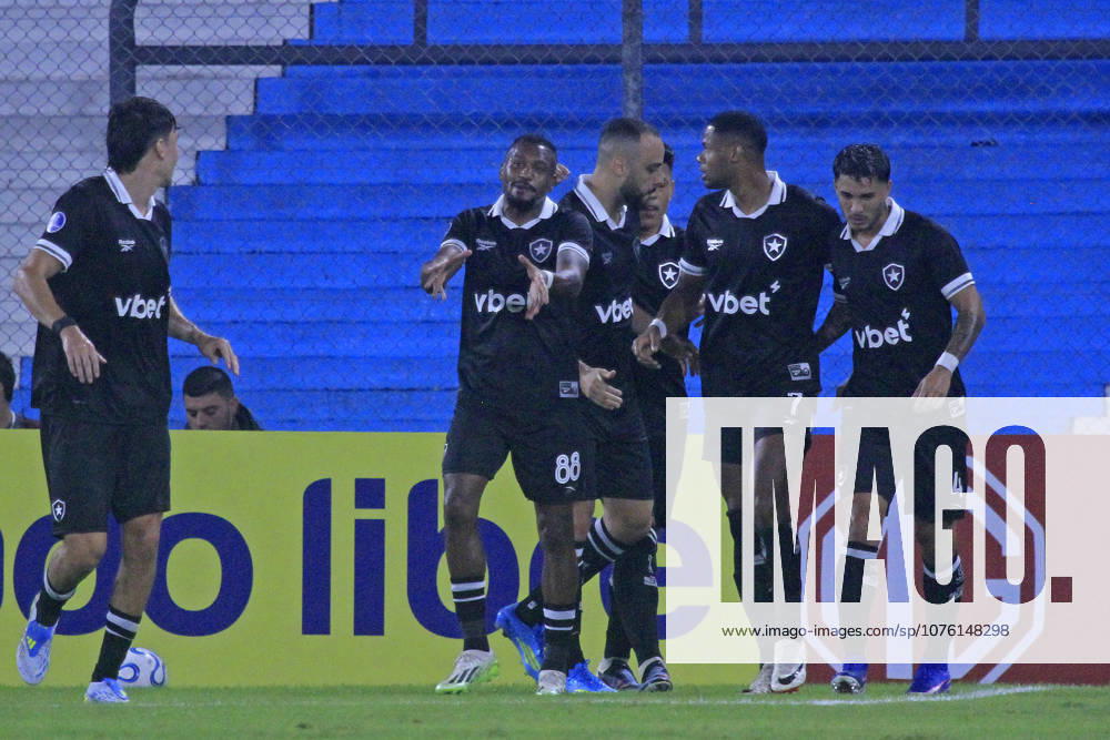 15th April 2026; Presidente Peron Stadium, Buenos Aires, Argentina; Copa Sudamericana Football Racing versus Botafogo; Arthur Cabral of Botafogo celebrates after scoring the first goal of his team PoolxPelaezxBurga DiaEsportivo