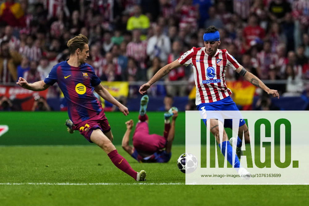 SOCCER-Matchday Round of Quarter-finals of UEFA Champions League match between Atletico de Madrid and FC Barcelona, Barca at Riyadh Air Metropolitano on April 14, 2026. Matteo Ruggeri of Atletico de Madrid battles for the ball with Frenkie de Jong of FC Barcelona during the UEFA Champions League match between Atletico de Madrid and FC Barcelona at Riyadh Air Metropolitano on April 14, 2026. Madrid Madrid Spain