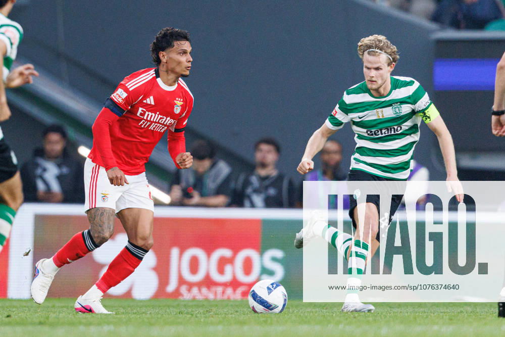 Richard Rios and Morten Hjulmand seen during Liga Portugal game between teams of Sporting CP and SL Benfica at Estadio Jose Alvalade (Maciej Rogowski Ball Raw Images PT) Lisbon Estadio Jose Alvalade Portugal