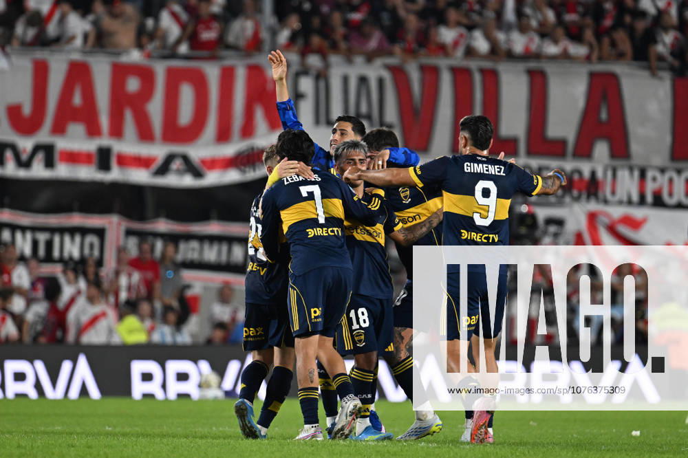 Torneo Apertura Mercado Libre 2026 match between River Plate and Boca Juniors BUENOS AIRES, ARGENTINA - APRIL 19: players of Boca Juniors celebrate after scoring his team first goal during a Torneo Apertura Mercado Libre 2026 match between River Plate and Boca Juniors at Mas Monumental Antonio Vespucio Liberti Stadium on April 19, 2026 in Buenos Aires, Argentina. Buenos Aires Buenos Aires Buenos Aires Argentina
