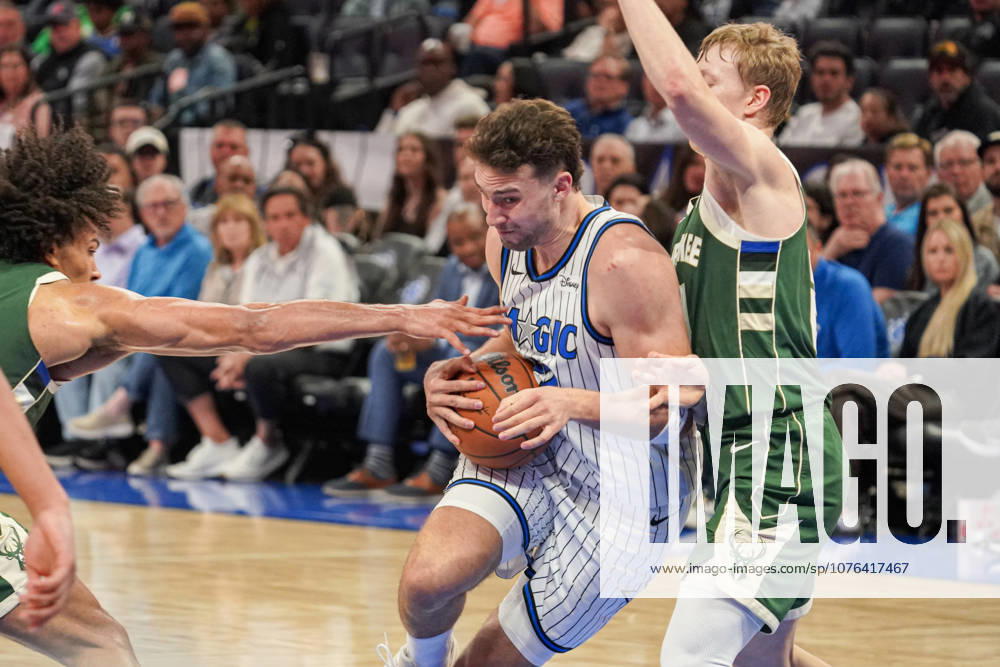 Milwaukee Bucks at Orlando Magic, Orlando, Florida, USA Orlando, Florida, USA, February 11, 2026, Orlando Magic forward Franz Wagner 22 pushes forward at the Kia Center.