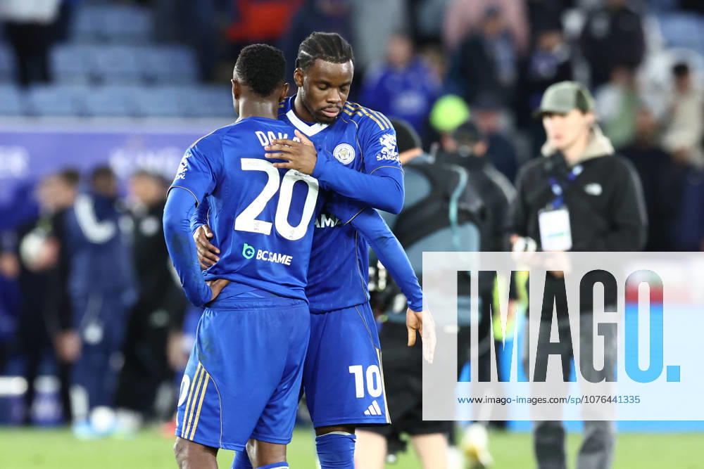 Leicester City v Hull City, EFL Sky Bet Championship Leicester City forward Patson Daka (20) & Leicester City forward Stephy Mavididi (10) console each other hug at the end of the EFL Sky Bet Championship match between Leicester City and Hull City at the King Power Stadium, Leicester, UK on 21 April 2026. Leicester King Power Stadium Leicestershire UK Editorial use only DataCo restrictions apply See www.football-dataco.com ,