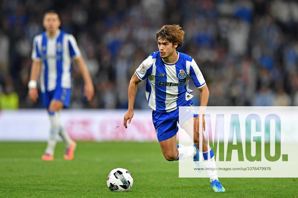 22nd April 2026; Dragao Stadium, Porto, Portugal; Taca de Portugal, FC Porto versus Sporting Lisboa; Rodrigo Mora of FC Porto runs with the ball DanielxCastro DiaEsportivo