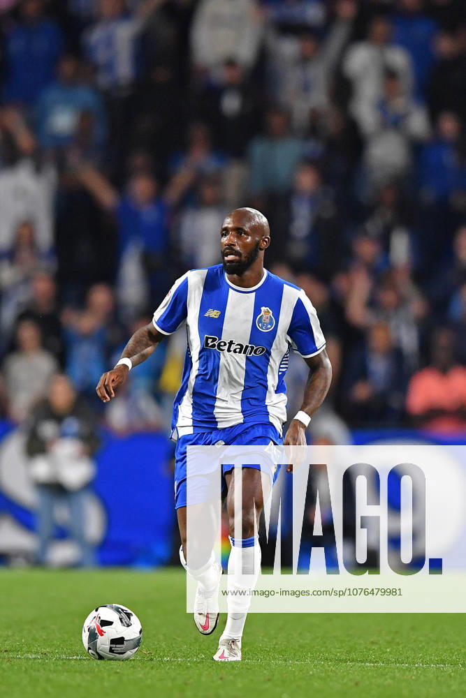 22nd April 2026; Dragao Stadium, Porto, Portugal; Taca de Portugal, FC Porto versus Sporting Lisboa; Seko Fofana of FC Porto runs with the ball DanielxCastro DiaEsportivo