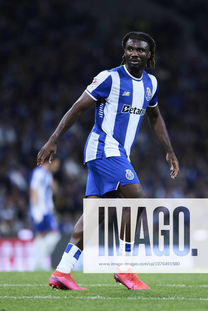 FC Porto v Sporting Clube de Portugal - Taca de Portugal PORTO, PORTUGAL - APRIL 22: Terem Moffi of FC Porto looks on during Taca de Portugal Semifinals match between FC Porto and Sporting Clube de Portugal at Estadio do Dragao on April 22, 2026 in Porto, Portugal. (This image is for editorial use only) (Photo by Diego Simon Photo Players Images Magara press) Porto Estadio do Dragao Portugal