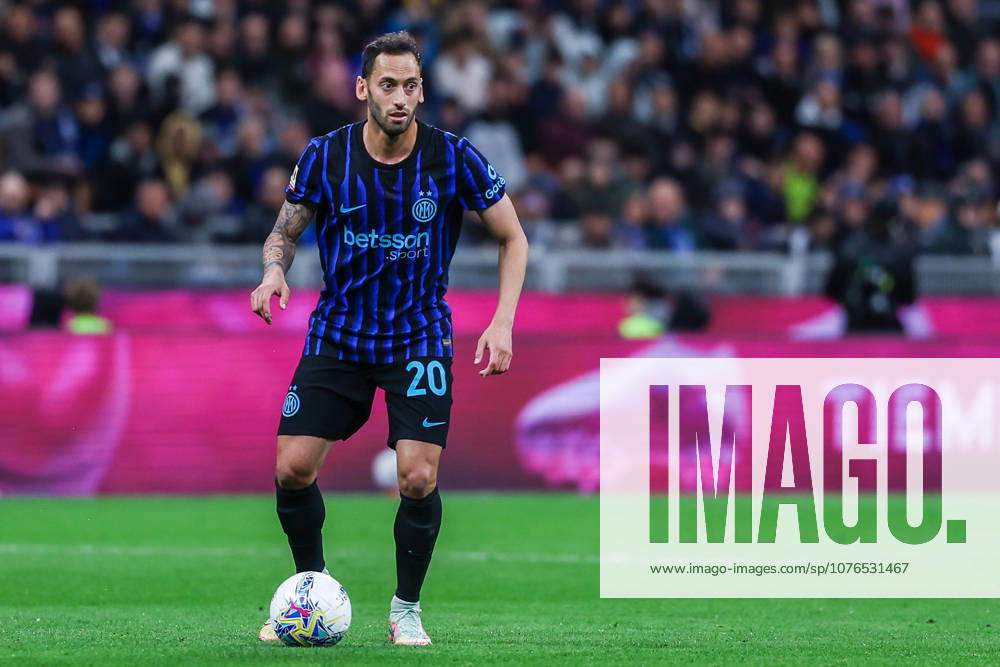 Hakan Calhanoglu of FC Internazionale seen in action during Coppa Italia 2025 26 Semi-Finals 2nd Leg football match between FC Internazionale and Como 1907 at San Siro Stadium in Milan, Italy Italy on 21 April 2026. Milan Stadio Giuseppe Meazza Milan Italy