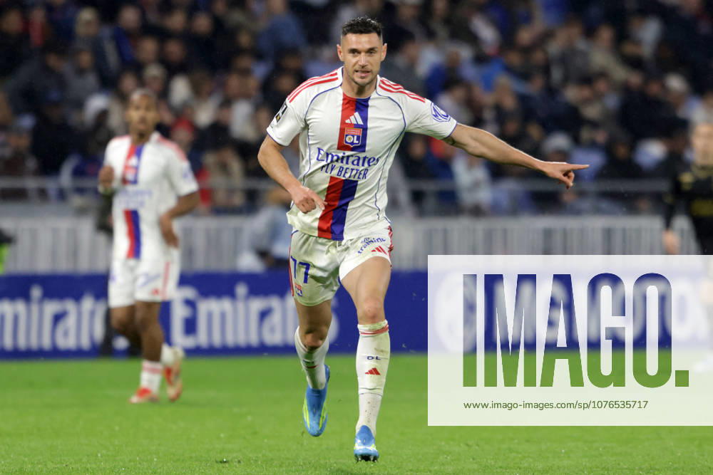 ROMAN YAREMCHUK, Olympique Lione, Ligue 1, 2025-26, Olympique Lyonnais vs Lorient 2-0, 12-04-2026, Azione, Action, Single shot, Gesti LIGUE 1 2025-26 OLYMPIQUE LIONE-LORIENT 2-0
