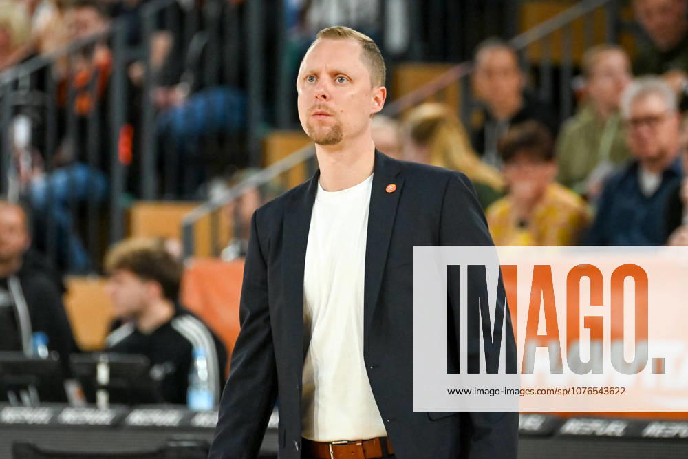 Christian Held RASTA Vechta, Coach RASTA Vechta vs Basketball Loewen Braunschweig, easyCredit Basketball Bundesliga, 31 Matchday, Season 2025 2026, 24 04 2026, RASTA Vechta vs Basketball Loewen Braunschweig, easyCredit Basketball Bundesliga, 31 Matchday, Season 2025 2026, 24 04 2026 Vechta
