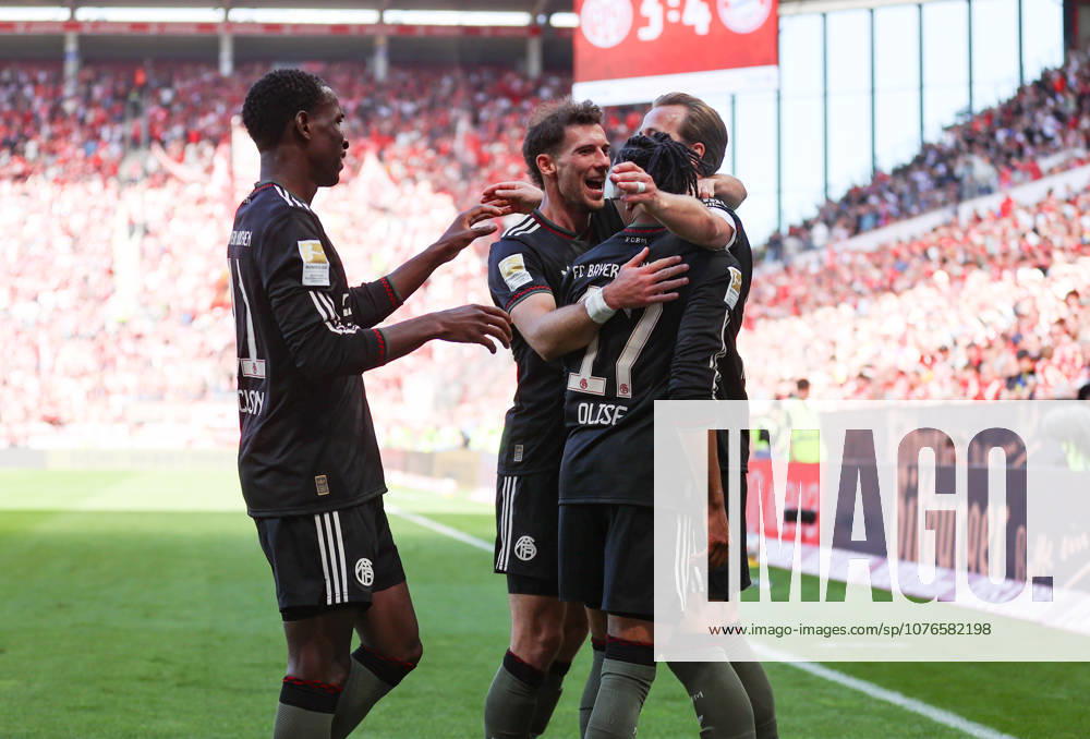Soccer Bundesliga, 1 FSV Mainz 05 FC Bayern München, v l , Goal celebration, celebrate the goal DFL DFB REGULATIONS PROHIBIT ANY USE OF PHOTOGRAPHS AS IMAGE SEQUENCES AND OR QUASI VIDEO
