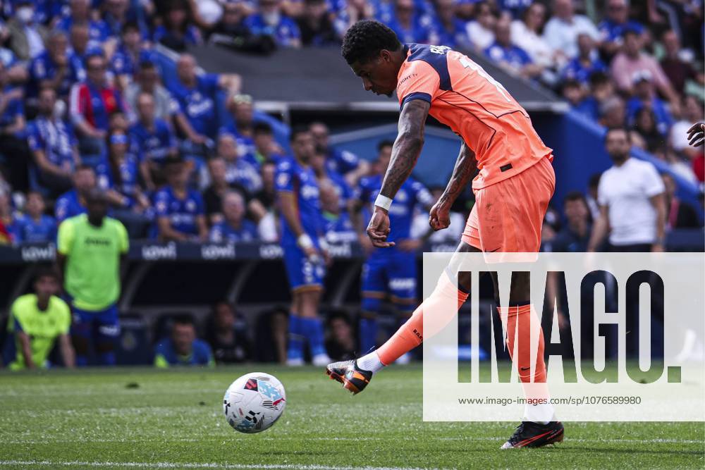 Estadio Coliseum, Madrid, Spain; La Liga Football, Getafe CF versus FC Barcelona, Barca Marcus Rashford makes the 2-0 and celebrate his teammates Getafe vs FC Barcelona 900 Cordon Press 900 CordonxPress LOF - Getafe vs FC Barcelona