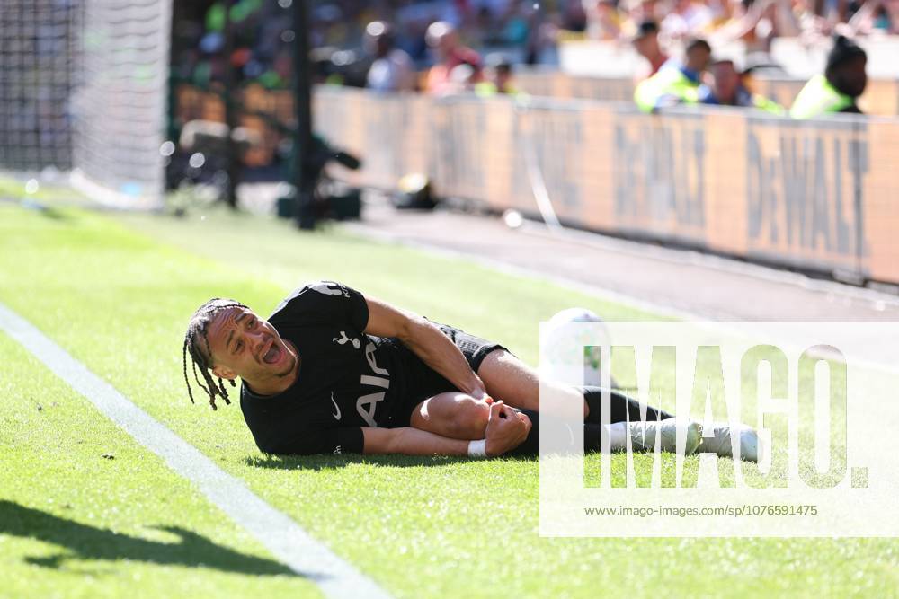 Xavi Simons of Tottenham Hotspur goes down injured Wolverhampton Wanderers v Tottenham Hotspur, Premier League, Football, Molineux, Wolverhampton, UK - 25 Apr 2026Wolverhampton Molineux United Kingdom