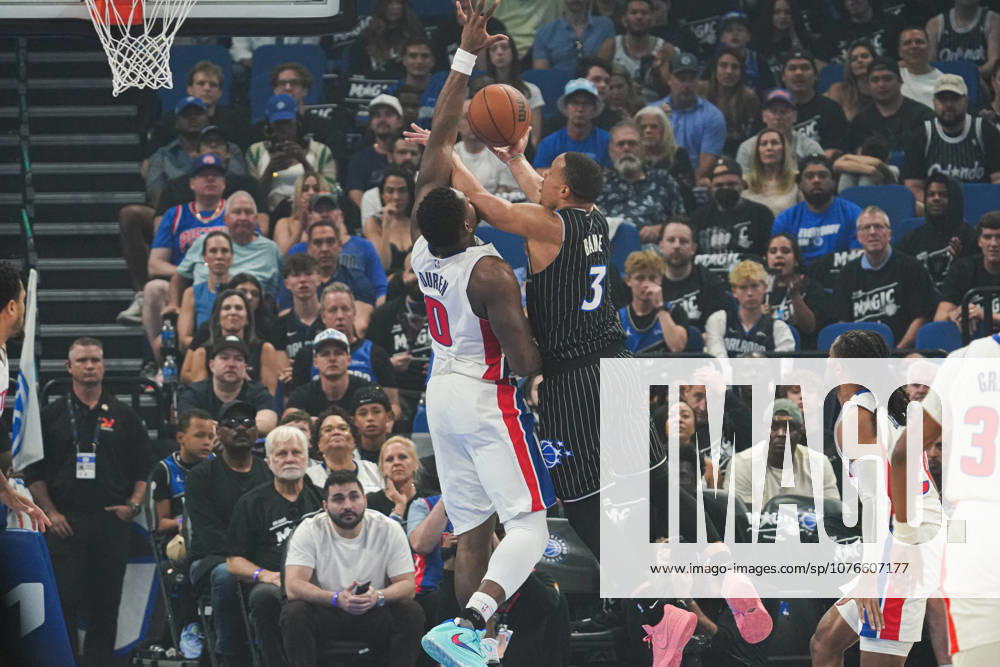 Detroit Pistons at Orlando Magic, Orlando, Florida, USA Orlando, Florida, USA, April 25, 2026, Orlando Magic guard Desmond Bane 3 attempting to score at the Kia Center.