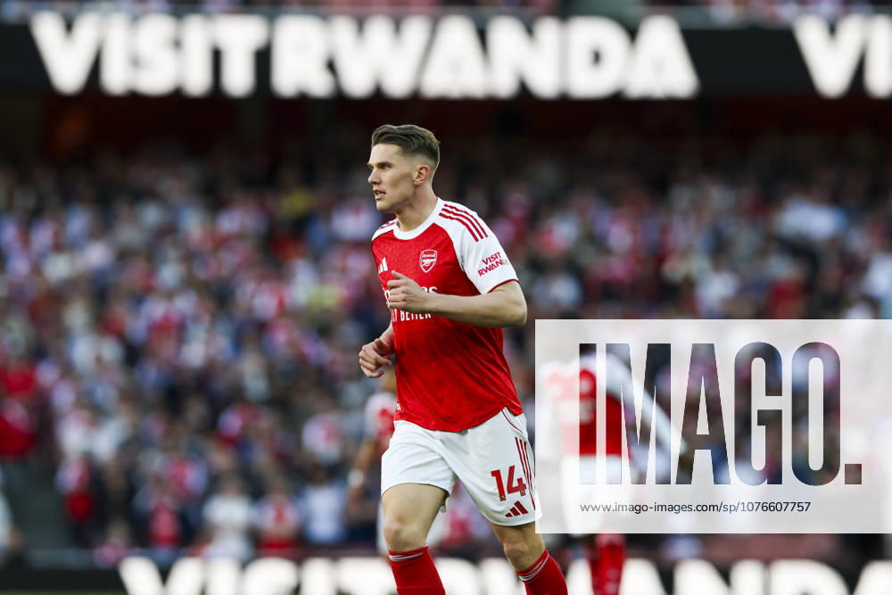 Arsenal v Newcastle United, Premier League Arsenal forward Viktor Gyökeres (14) during the Arsenal v Newcastle United Premier League match at the Emirates Stadium, London, England on 25 April 2026 Credit: Phil Duncan Every Second Media Editorial use only. All images are copyright Every Second Media Limited. No images may be reproduced without prior permission. All rights reserved. Premier League and Football League images are subject to licensing agreements with Football DataCo Limited. see https: www.football-dataco.com