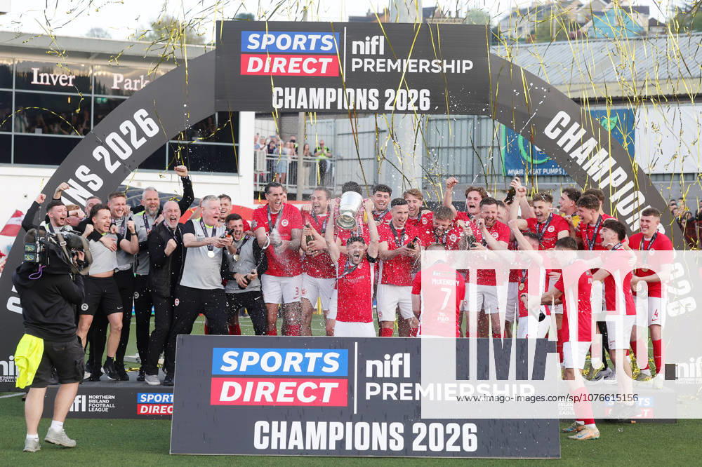 Sports Direct Premiership, Inver Park, Larne 25 4 2026 Larne vs Dungannon Swifts Larne players and staff celebrate lifting the Sports Direct Premiership trophy Larne players and staff celebrate lifting the Sports Direct Premiership trophy 25 4 2026
