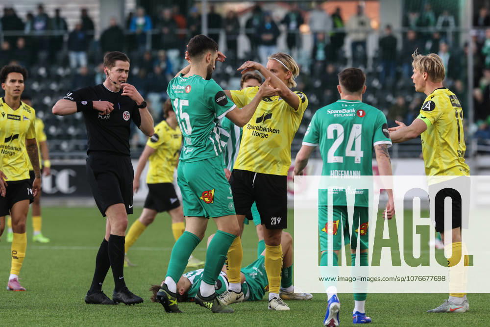 Eliteserien in football 2026 HamKam Start Hamar 20260426 HamKam s Ilir Kukleci and Start s Erlend Segberg during the elite football match between HamKam and IK Start at Briskeby Stadium Photo Geir Olsen NTB undefined Hamar Norway RESTRICTED USE FOR BETTING COMPANIES