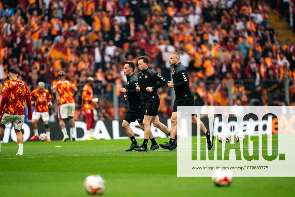 Galatasaray SK v Fenerbahce SK - Trendyol Super Lig Yasin Kol, the match official, is present during the Trendyol Super League match between Galatasaray and Fenerbahce at Rams Park in Istanbul, Turkey, on April 26, 2026. Istanbul Istanbul Turkey