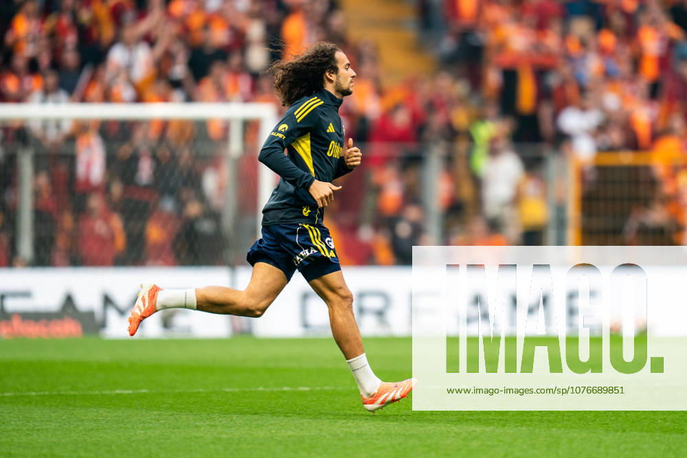 Galatasaray SK v Fenerbahce SK - Trendyol Super Lig Matteo Guendouzi of Fenerbahce is in action during the Trendyol Super League match between Galatasaray and Fenerbahce at Rams Park in Istanbul, Turkey, on April 26, 2026. Istanbul Istanbul Turkey