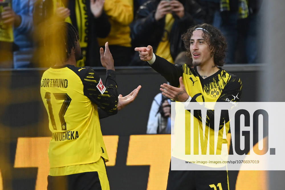 FABIO SILVA DO cheers after his goal for 4 0, with Carney CHUKWUEMEKA DO cheering, jubilation, enthusiasm, joy, emotion Football 1 Bundesliga, 31 Matchday, matchday31, Matchday31, Borussia Dortmund DO SC Freiburg FR 4 0 on 21 03 2026 in Dortmund Germany DFL regulations prohibit any use of photographs as image sequences and or quasi video Â
