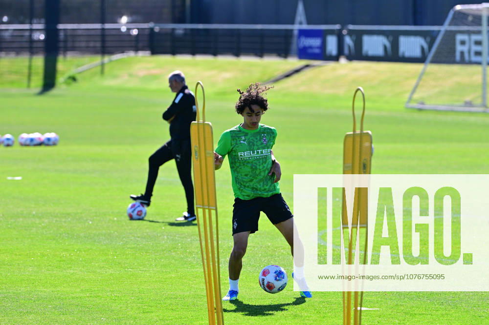 Moenchengladbach Football, Men, Season 2025 2026, Training Borussia Moenchengladbach Wael Mohya Gladbach DFL regulations prohibit any use of photographs as image sequences and or quasi video Borussia Park NRW Germany