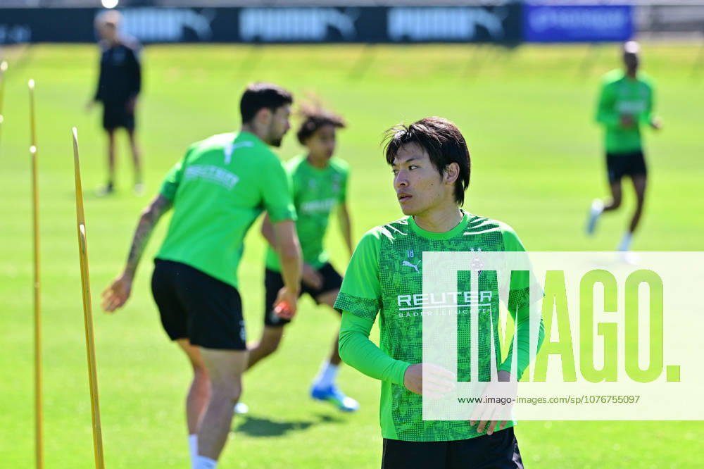 Moenchengladbach Football, Men, Season 2025 2026, Training Borussia Moenchengladbach Shuto Machino Gladbach DFL regulations prohibit any use of photographs as image sequences and or quasi video Borussia Park NRW Germany