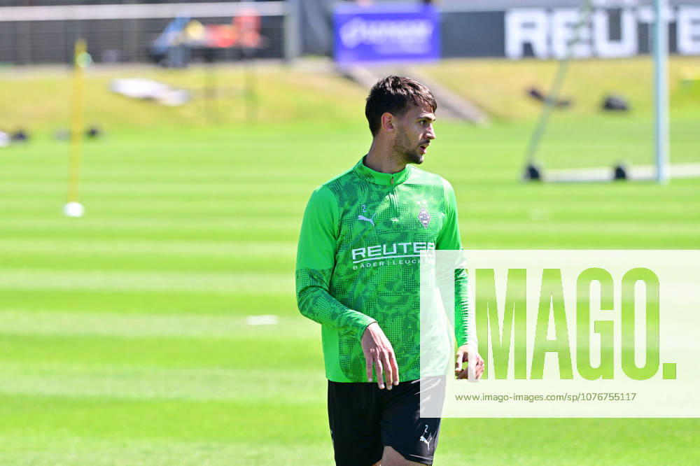 Moenchengladbach Football, Men, Season 2025 2026, Training Borussia Moenchengladbach Fabio Chiarodia Gladbach DFL regulations prohibit any use of photographs as image sequences and or quasi video Borussia Park NRW Germany