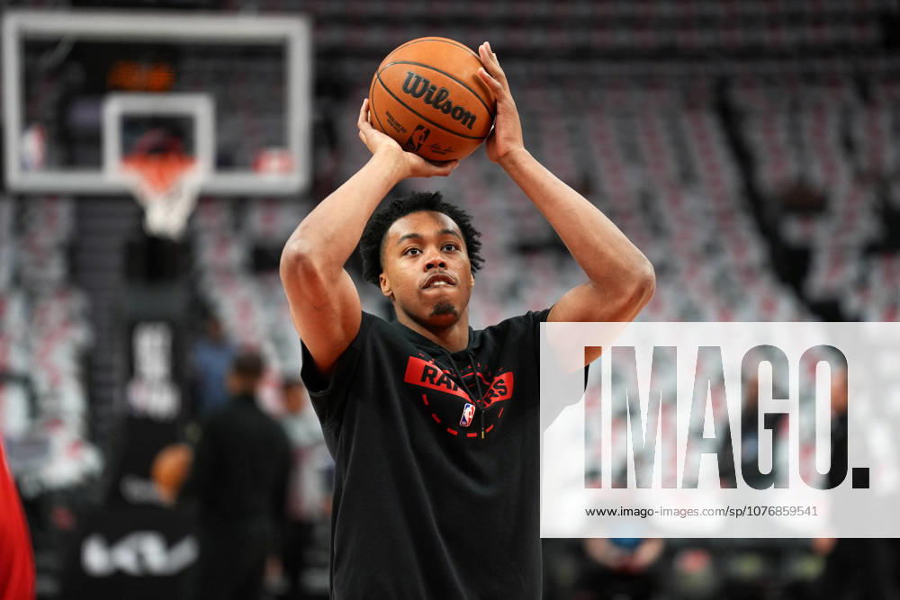 Toronto Raptors v Cleveland Cavaliers - NBA, Basketball Herren, USA Playoffs TORONTO, CANADA - MAY 1 : Scottie Barnes of Toronto Raptors warms up ahead of the Game Six of the Eastern Conference First Round NBA Playoffs between Cleveland Cavaliers and Toronto Raptors at the Scotiabank Arena on May 1, 2026 in Toronto, Ontario, Canada. Mert Alper Dervis Anadolu Ontario Canada. Editorial use only. Please get in touch for any other usage.