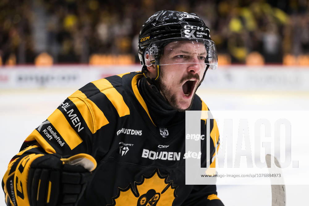 Skellefteas Oliver Okuliar cheers after 5 2 during the final five in SHL between Skelleftea and Rögle on May 2, 2026 in Skelleftea