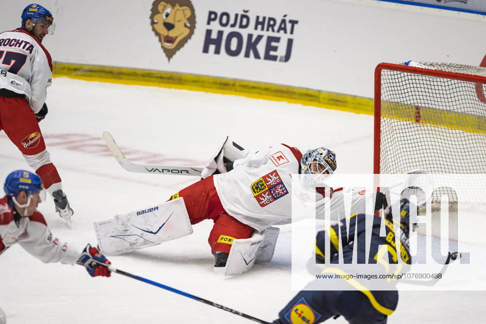 Czech Hockey Games, part of Euro Hockey tour series match Czech Republic vs. Sweden in Ceske Budejovice, May 2, 2026. Czech goalie Jiri Patera receives fourth goal from Viggo Bjorck of Sweden. (CTKxPhoto VaclavxPancer) CTKPhotoP2026050204758 CTKPhotoP2026050204758