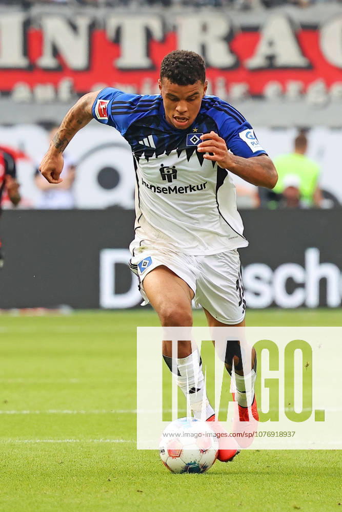 Frankfurt, Germany 02 May 2026 1 BL 2025 2026 Sp 32 Eintracht Frankfurt v Hamburger SV In the picture Ransford Königsdörffer Koenigsdoerffer HSV during a tempo counterattack DFL regulations prohibit any use of photographs as image sequences and or quasi video Deutsche Bank Park Hessen