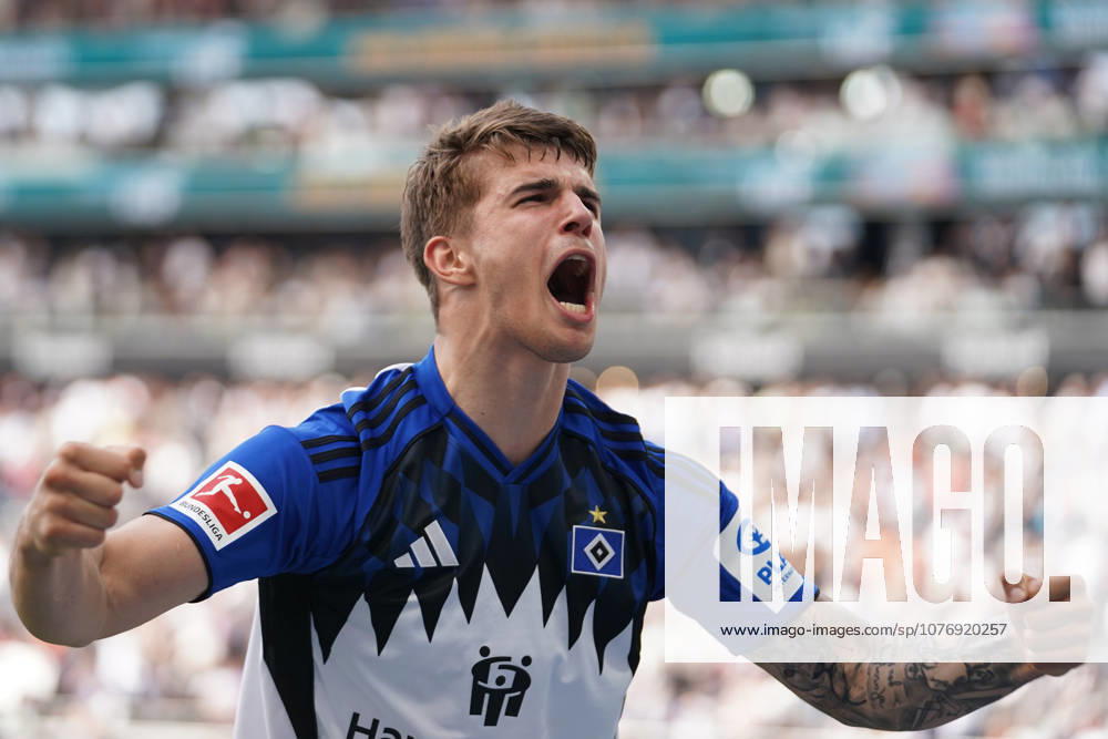 Germany Soccer 1 League 2025 2026, Matchday 32 Eintracht Frankfurt vs Hamburger SV Deutsche Bank Park Frankfurt Luka Vuskovic HSV,44 Facial expression, facial expression, emotion after the final whistle