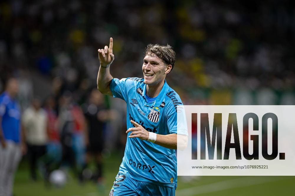 Match between Palmeiras and Santos, valid for the 2026 Brazilian Championship. Sao Paulo (SP), 02 05 2026 - Brasileirao Palmeiras vs Santos - Player Benjamin Rollheiser scores and celebrates his goal during the match between Palmeiras and Santos, valid for the 14th round of the Brazilian football championship, at Allianz Parque on Saturday night, May 2nd, 2026, Brazil. Credit: William Oliveira PhD Press TheNews2(Foto: Phd Press Thenews2 imago images) SPO