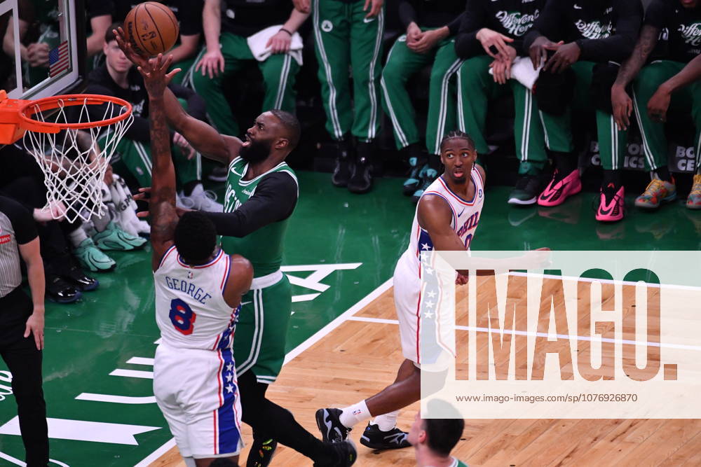 Boston Celtics v Philadelphia 76ers - NBA, Basketball Herren, USA Playoffs BOSTON, UNITED STATES - MAY 02: Jaylen Brown (7) of Boston Celtics takes a shot on net during the Game Seven of the First Round of the NBA Eastern Conference Playoffs at TD Garden in Boston, Massachusetts, on May 02, 2026. Joseph Prezioso Anadolu Massachusetts United States. Editorial use only. Please get in touch for any other usage.