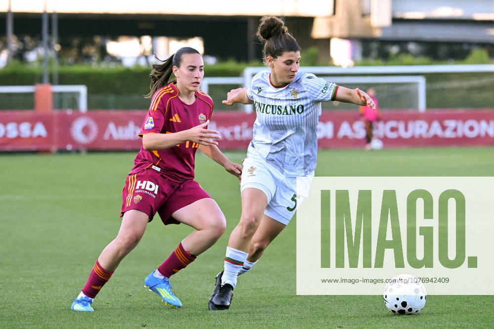 CALCIO - Serie A Femminile - AS Roma vs Ternana Women Alice Corelli of AS Roma,Laura Peruzzo of Ternana during the match Serie A Women s AS Roma v Ternana at The Fontane stadium in Rome, Italy, May 02nd, 2026 Mattia Vian Roma Italy