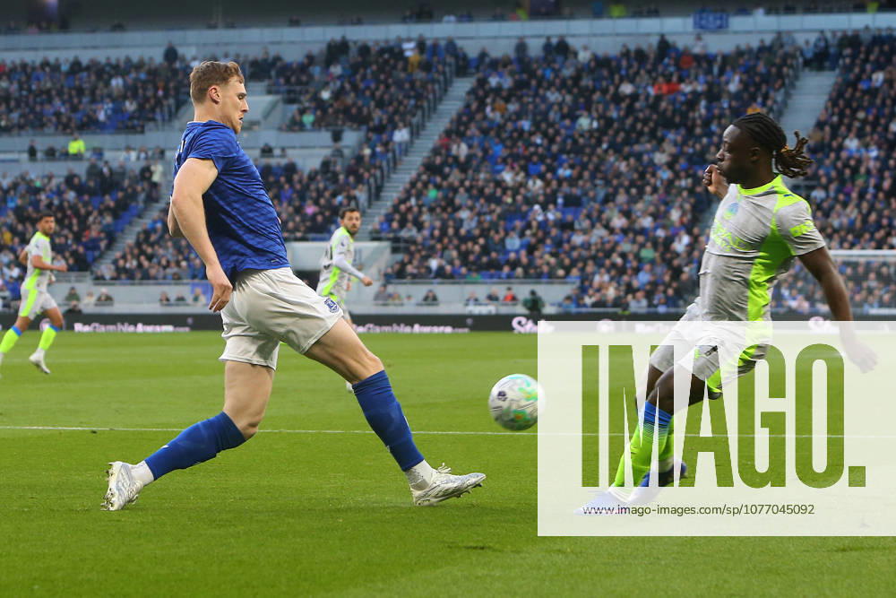 Jake O Brien of Everton and Jeremy Doku of Manchester City Everton v Manchester City, Premier League, Football, Hill Dickinson Stadium, Liverpool , UK - 04 May 2026Liverpool Hill Dickinson Stadium United Kingdom